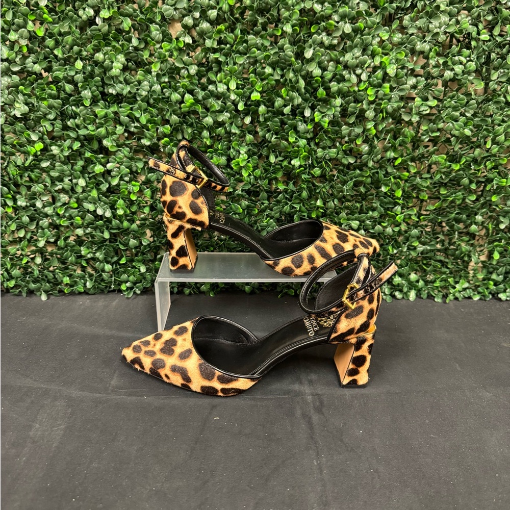 Vince Camuto Hendriy Ankle Strap Pump - W8